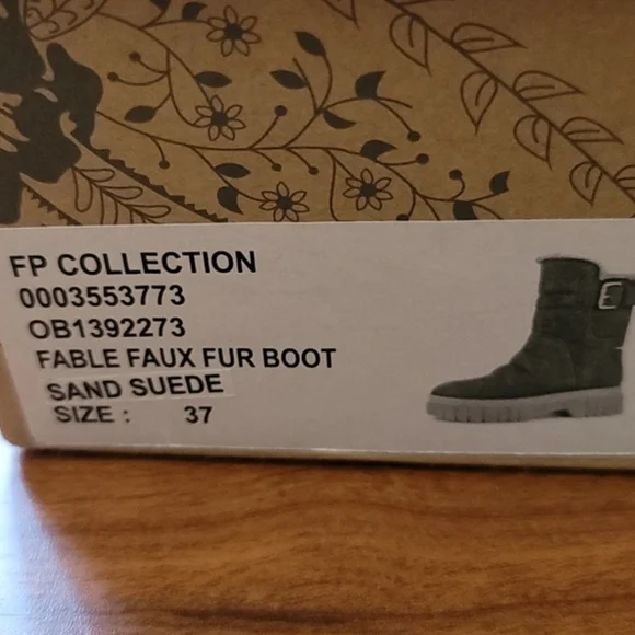 FREE PEOPLE Fable Faux Fur Boots Size 6.5 - Picture 9 of 9